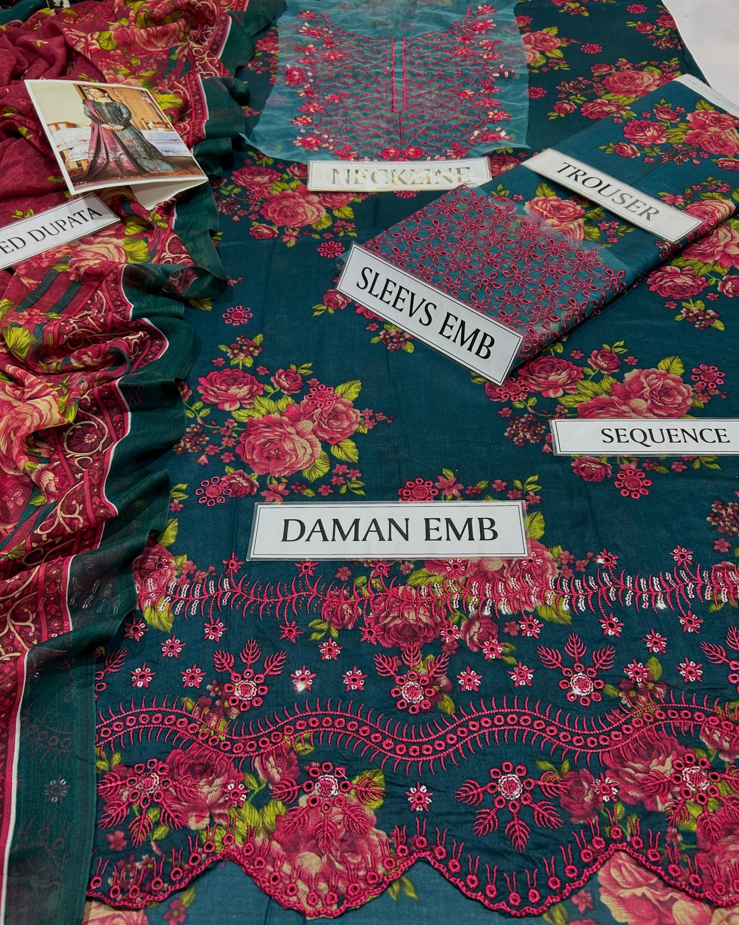IZNIK ☆
