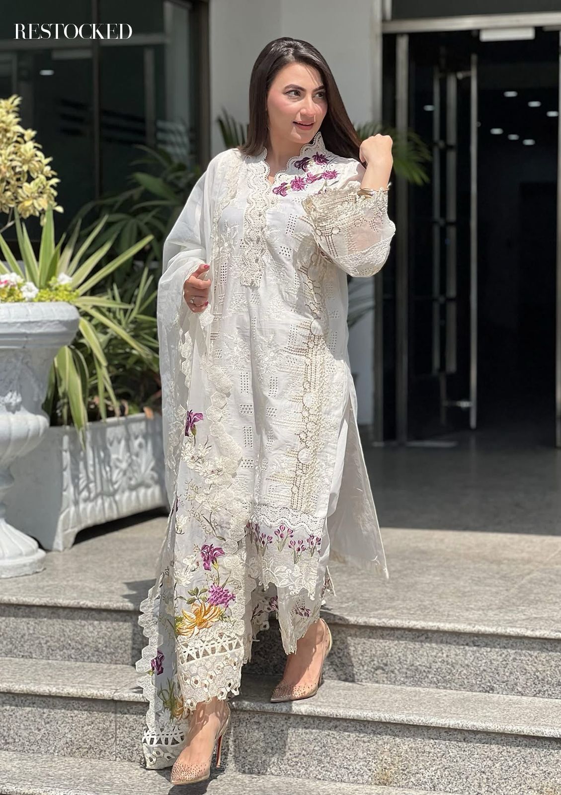 ELAF  luxury lawn collection